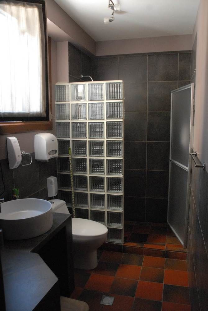 Rendezvous Hostel *